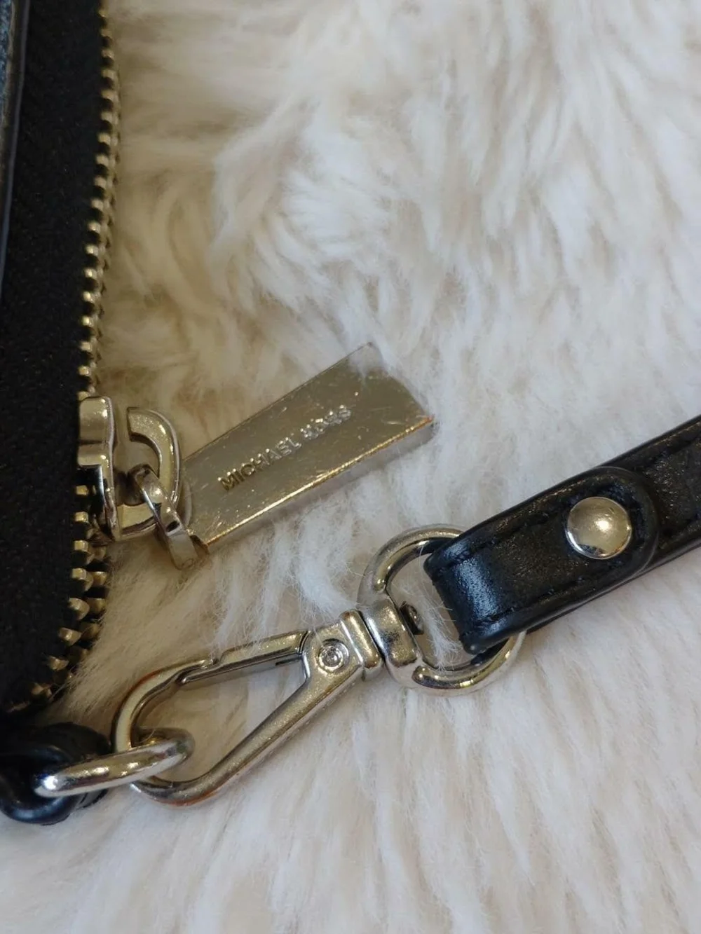 🖤 MICHAEL KORS JET SET SMARTPHONE WRISTLET 🖤